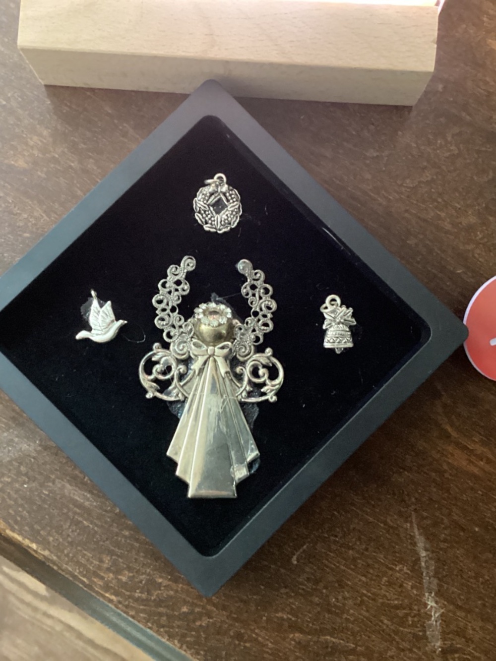 Handcrafted Jewelry Christmas tree silver tone angel reversible framed art - Picture 9 of 9